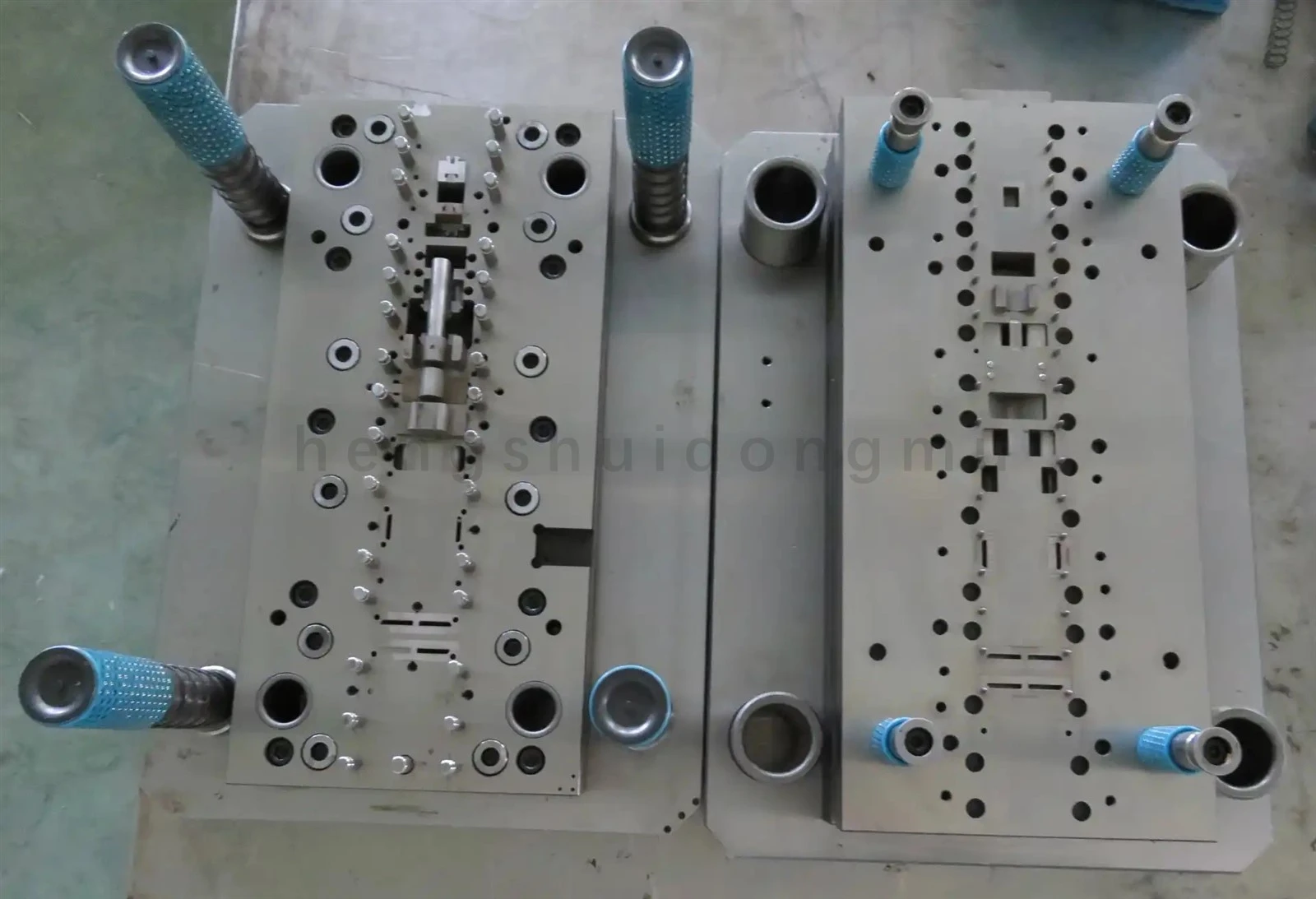 product-1600-1093 product-1600-1093